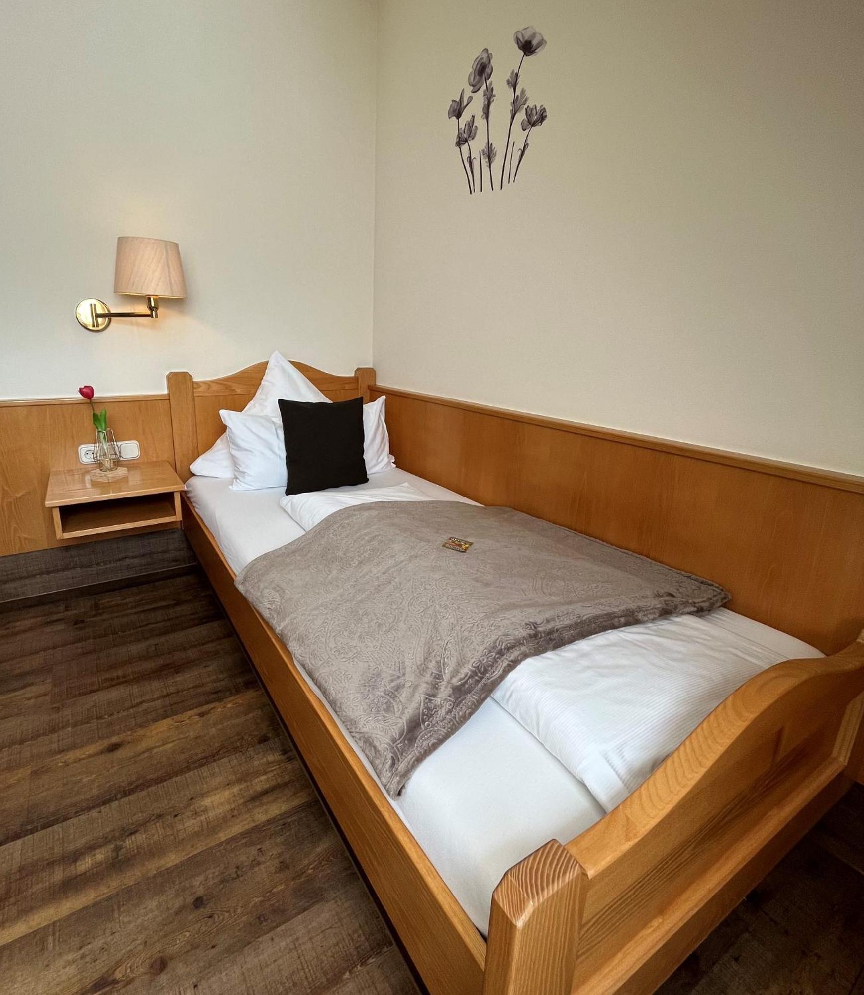 Hotel Gasthof Am Schloss Pilsach Kültér fotó