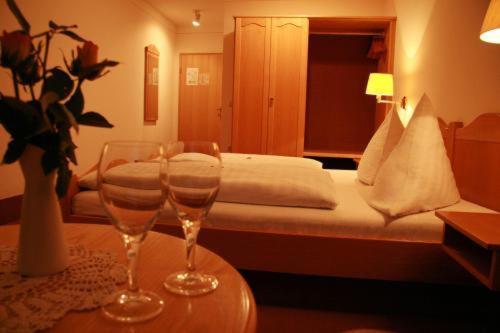 Hotel Gasthof Am Schloss Pilsach Szoba fotó